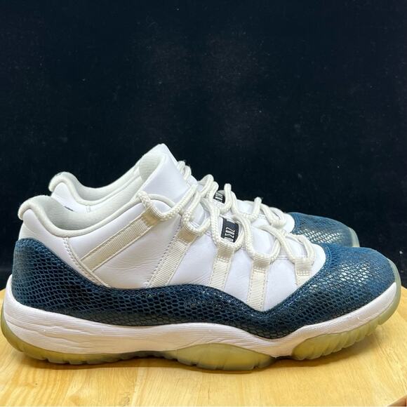 Jordan 11 Retro Low Snake Navy Snakeskin 2019 Men’s Size 10 CD6846-102 - Picture 5 of 11